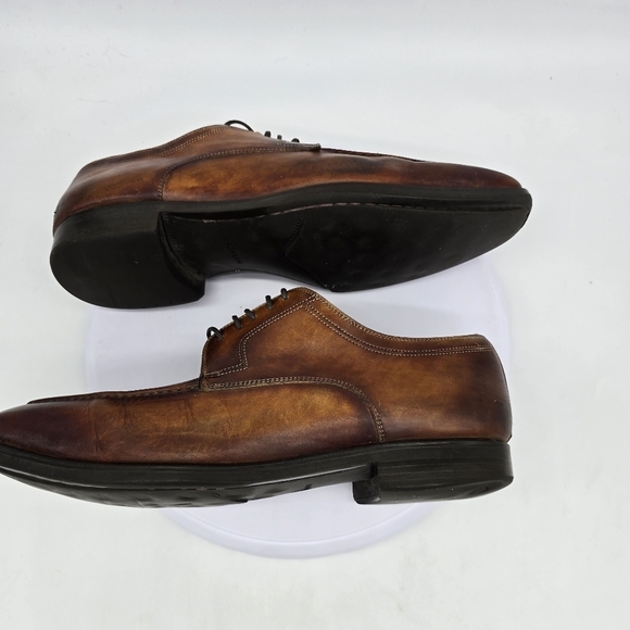 Magnanni Dress Shoe Men's 8.5 M Leather Moc-Toe Bluchers - Picture 6 of 8